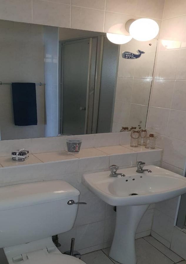 Stella Maris 142 Apartment Amanzimtoti Ngoại thất bức ảnh
