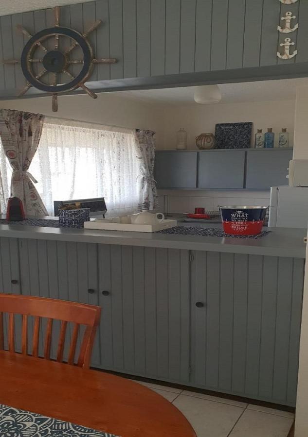Stella Maris 142 Apartment Amanzimtoti Ngoại thất bức ảnh